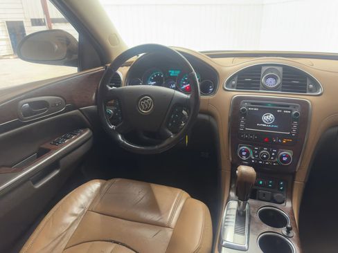 Used 2015 Buick Enclave Leather FWD image 16