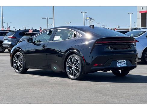 New 2026 Toyota Prius XLE image 6