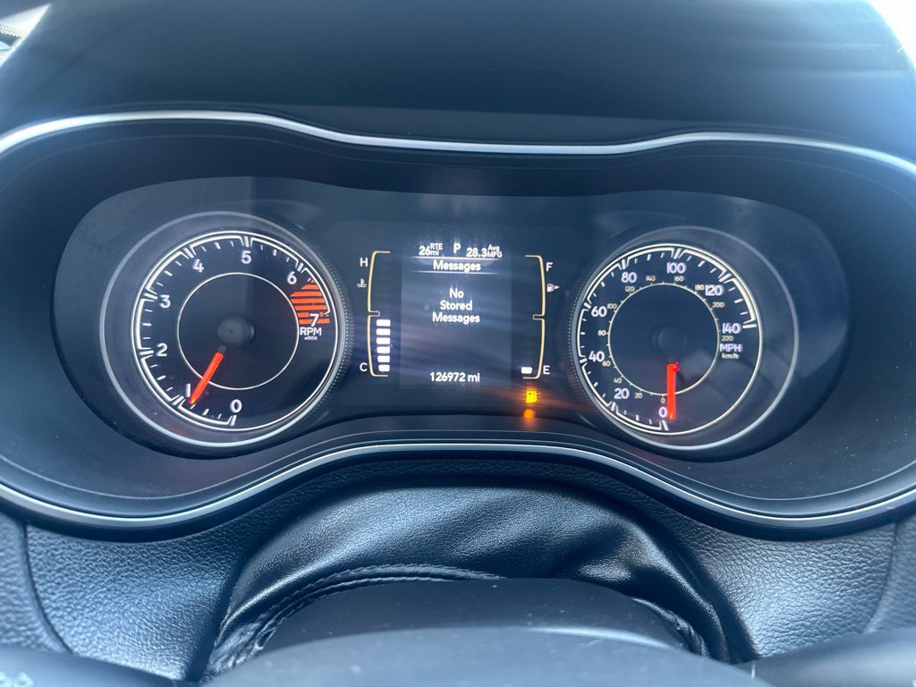 Used 2019 Jeep Cherokee Latitude w/ Popular Appearance Group FWD image 13