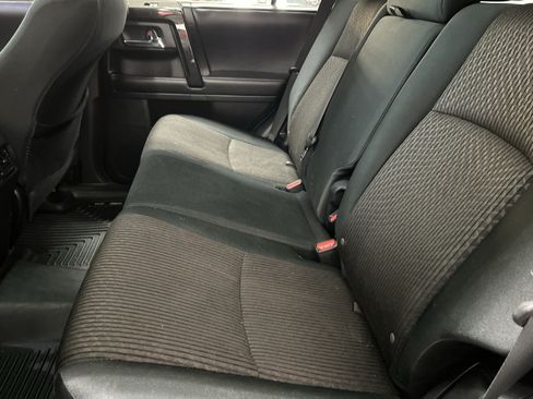 Used 2019 Toyota 4Runner TRD Off-Road AWD/4WD image 8