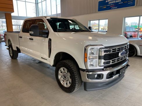 Used 2023 Ford F250 XLT image 7