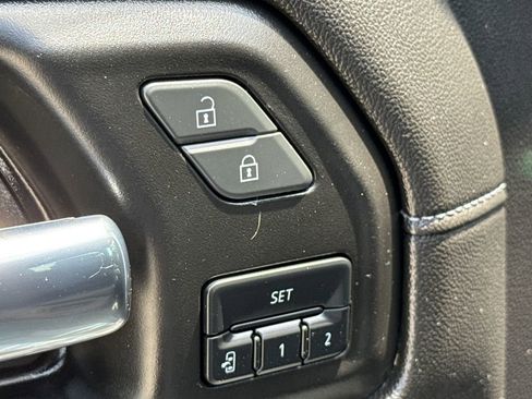 Used 2022 GMC Sierra 1500 SLT AWD/4WD image 24