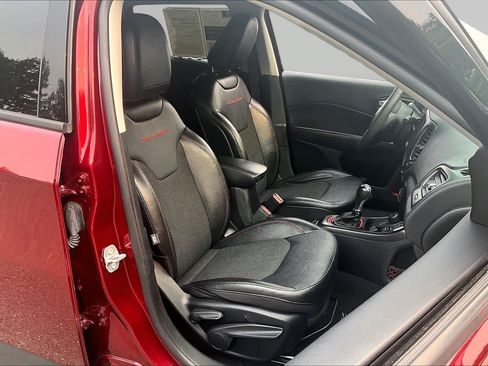 Used 2021 Jeep Compass Trailhawk AWD/4WD image 8