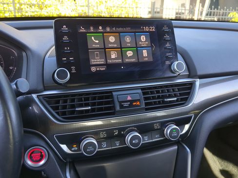 Used 2018 Honda Accord Sport image 21