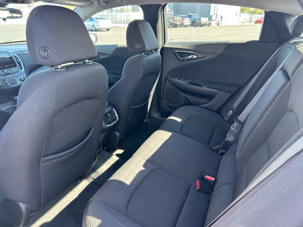 Used 2022 Chevrolet Malibu LT FWD image 30