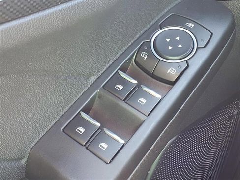 Used 2024 Ford Escape ST-Line image 18