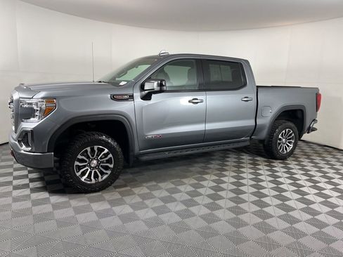 Used 2022 GMC Sierra 1500 AT4 w/ AT4 Preferred Package image 2