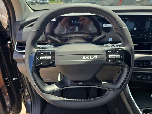 New 2027 Kia Carnival EX FWD image 29