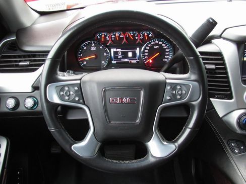 Used 2019 GMC Yukon XL SLT w/ Open Road Package image 28