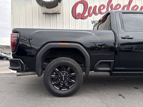 Used 2025 GMC Sierra 2500 AT4 w/ AT4 Premium Plus Package image 32