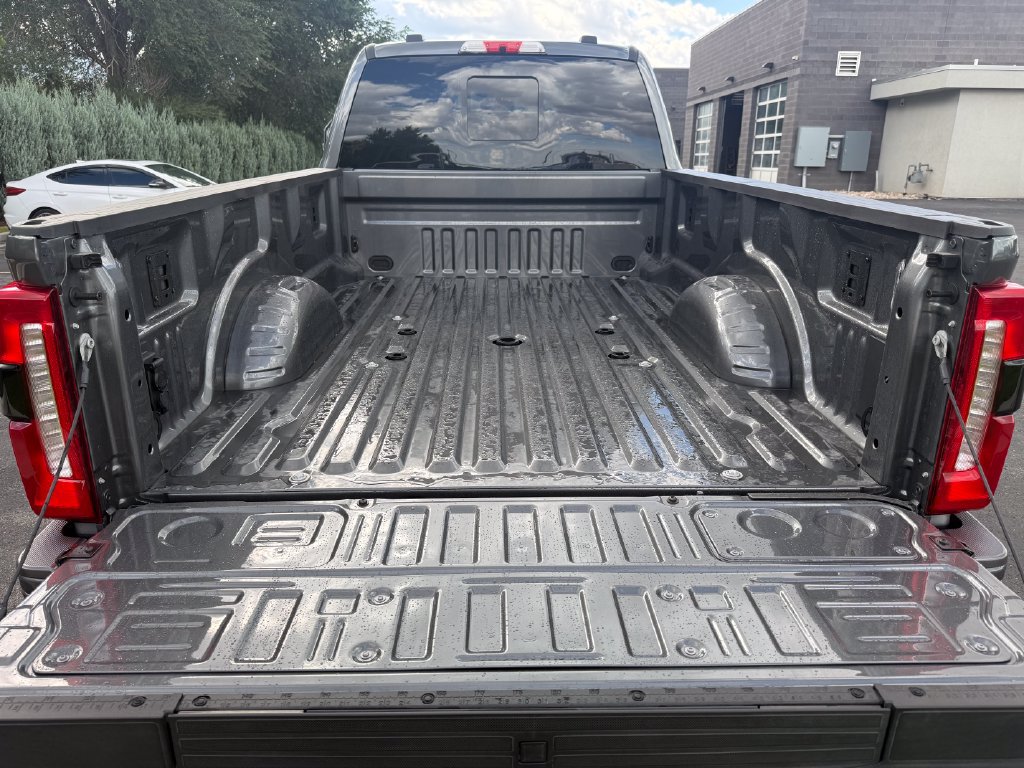 Used 2026 Ford F350 Lariat AWD/4WD image 16