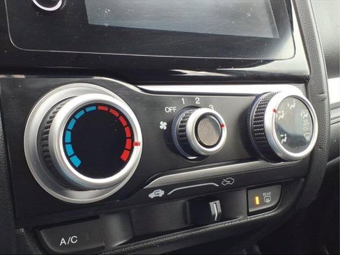 Used 2020 Honda Fit EX image 22