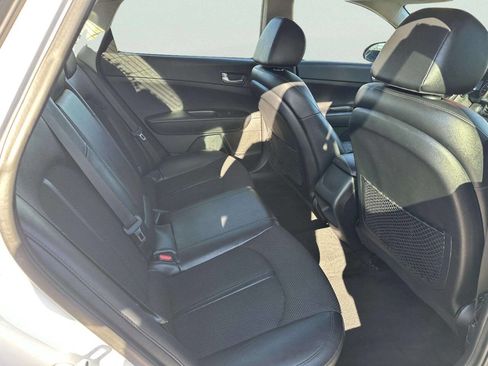 Used 2019 Kia Optima S image 11