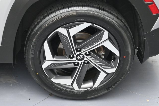 Used 2023 Hyundai Tucson Limited AWD/4WD image 8
