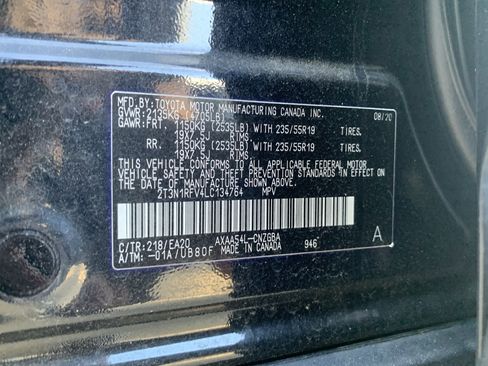 Used 2020 Toyota RAV4 Limited image 36