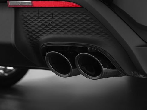 Certified 2026 Porsche Macan AWD/4WD image 17