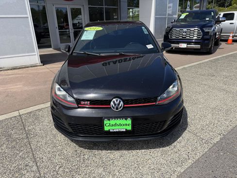 Used 2017 Volkswagen GTI SE FWD image 9