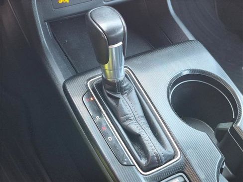 Used 2022 Honda Civic Sport image 11