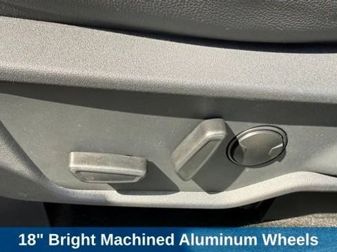 Used 2025 Ford Bronco Outer Banks AWD/4WD image 12