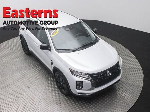 Used 2023 Mitsubishi Outlander Sport LE AWD/4WD image 3