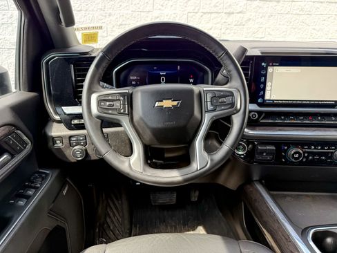 Certified 2024 Chevrolet Silverado 3500 LTZ w/ LTZ Premium Package AWD/4WD image 33
