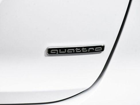 Used 2024 Audi Q4 e-tron Premium Plus w/ Premium Plus image 84