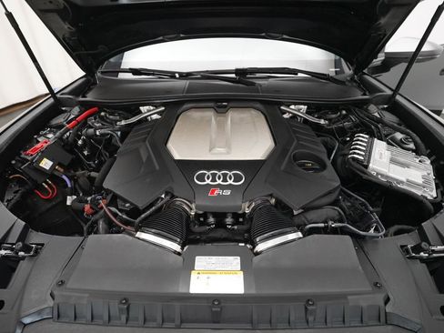 Used 2025 Audi RS 6 performance image 34