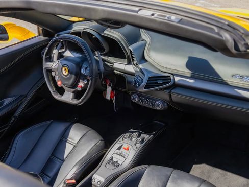 Used 2015 Ferrari 458 Spider Convertible 2D image 72