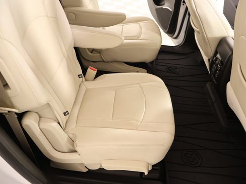 Used 2023 Buick Enclave Premium w/ Experience Buick Package FWD image 15