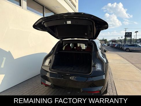Used 2024 BMW iX xDrive50 w/ Premium Package AWD/4WD image 8