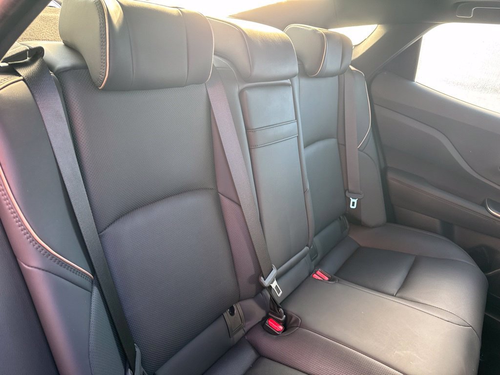 Certified 2023 Toyota Crown AWD/4WD image 32