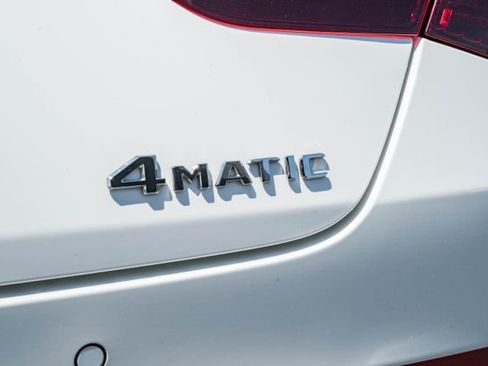 Used 2025 Mercedes-Benz CLA 250 4MATIC image 9