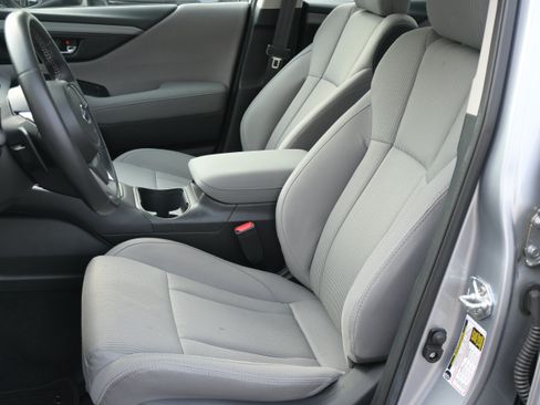 Used 2025 Subaru Legacy Premium AWD/4WD image 16
