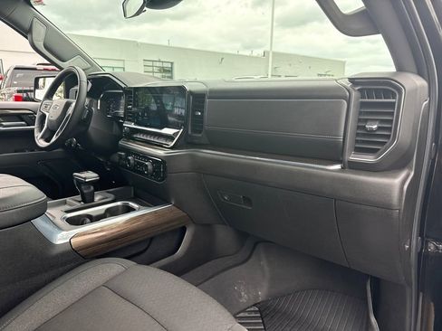 Certified 2024 Chevrolet Silverado 1500 RST AWD/4WD image 39