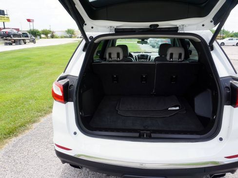 Used 2018 Chevrolet Equinox LT FWD image 21
