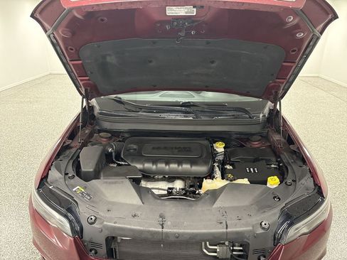 Used 2019 Jeep Cherokee Latitude image 16