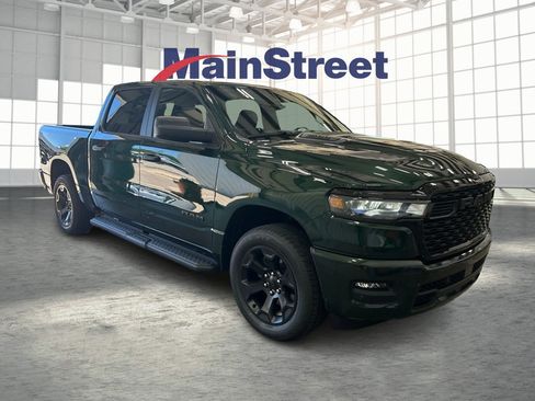 Used 2026 RAM 1500 Express AWD/4WD image 7