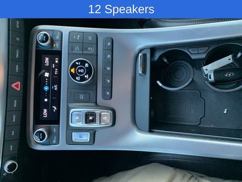 Used 2023 Hyundai Palisade Calligraphy image 11