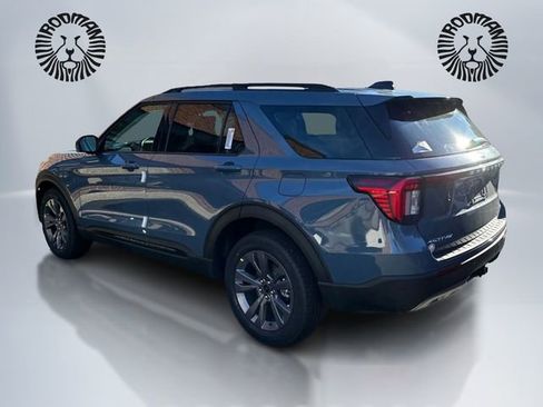 New 2026 Ford Explorer Active w/ Active Comfort Package image 7