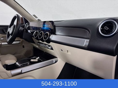 Used 2022 Mercedes-Benz GLB 250 image 28