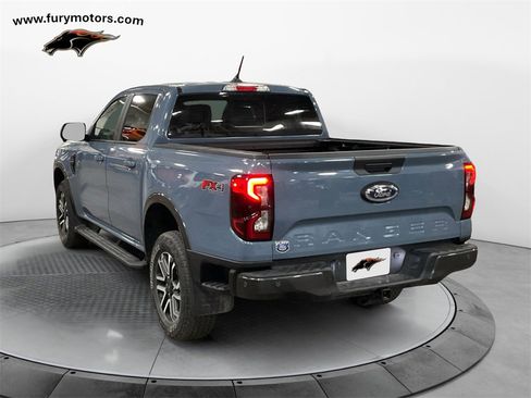 Used 2024 Ford Ranger Lariat w/ FX4 Off-Road Package image 5