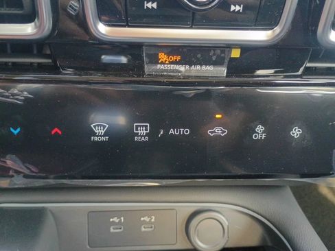 New 2026 Nissan Sentra SR w/ Floor Mat Package image 17