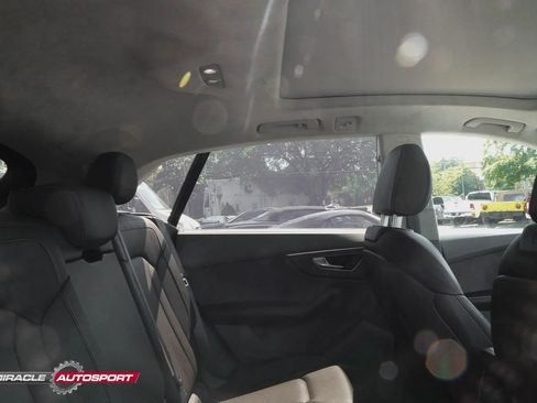 Used 2019 Audi Q8 Prestige image 40