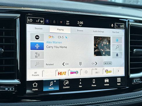 New 2026 Chrysler Pacifica Limited w/ Uconnect Theater Family Group image 20