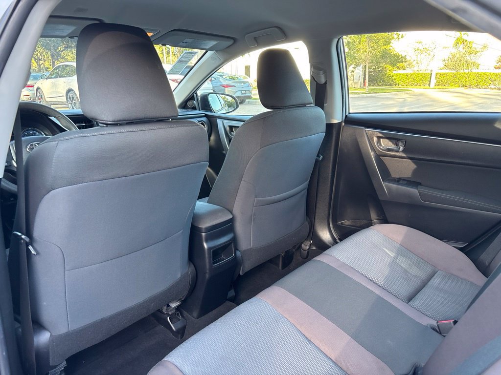 Used 2019 Toyota Corolla LE FWD image 19