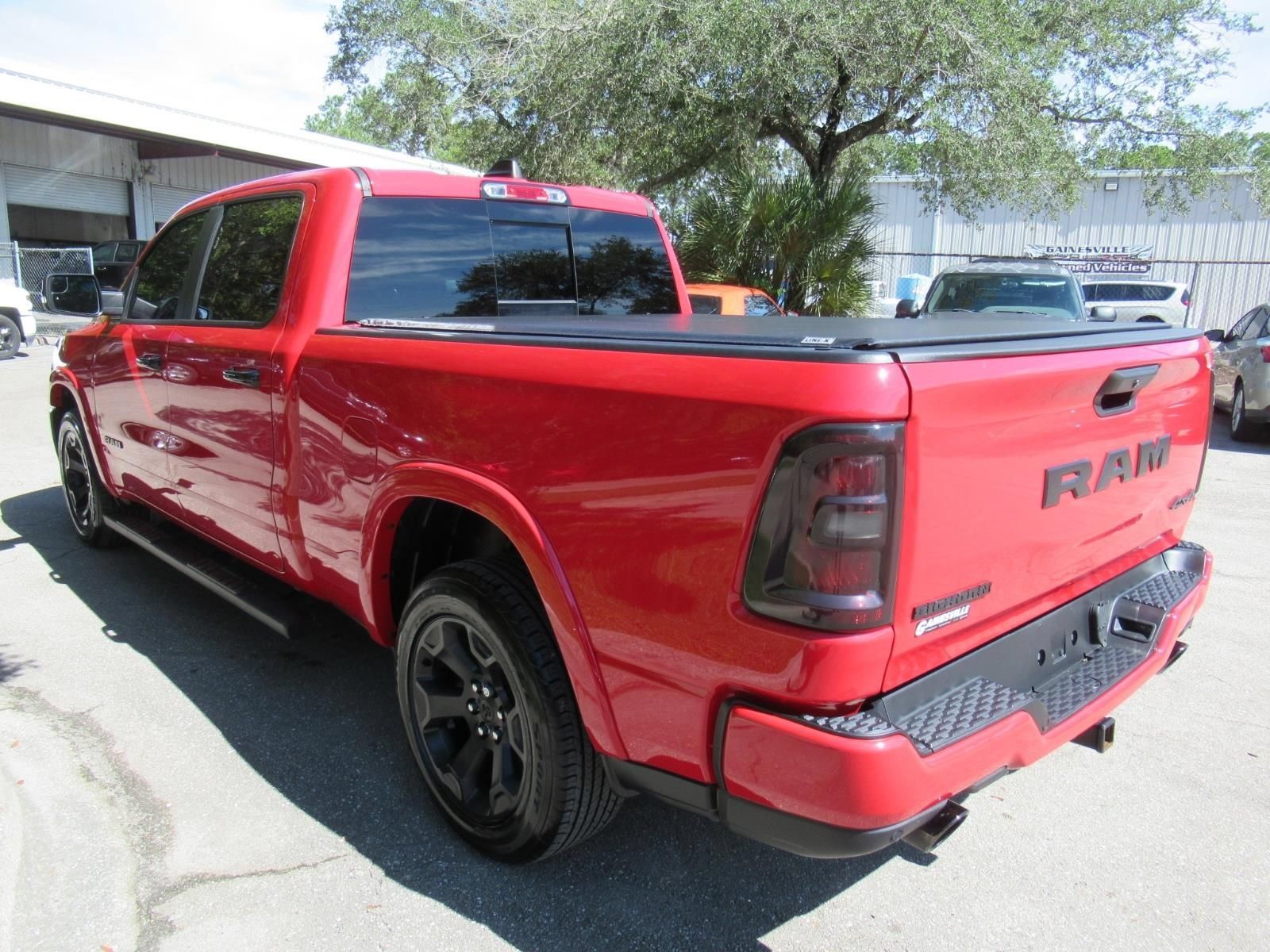 Used 2025 RAM 1500 Big Horn AWD/4WD image 5