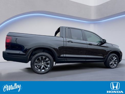 Certified 2025 Honda Ridgeline Sport image 6
