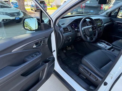 Used 2021 Honda Pilot Special Edition image 11