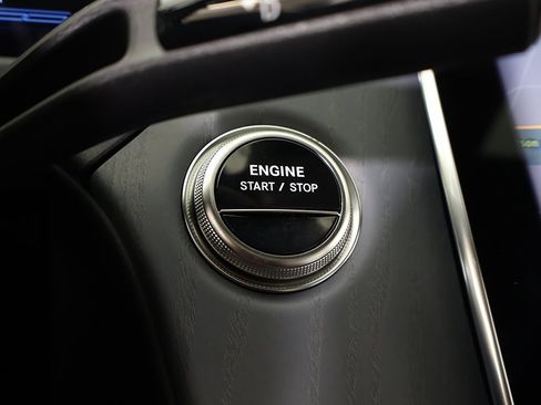 Used 2026 Mercedes-Benz E 53 AMG e 4MATIC Sedan image 48