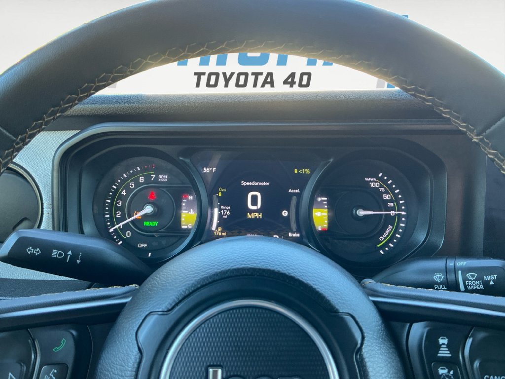 Used 2024 Jeep Wrangler Unlimited AWD/4WD image 23